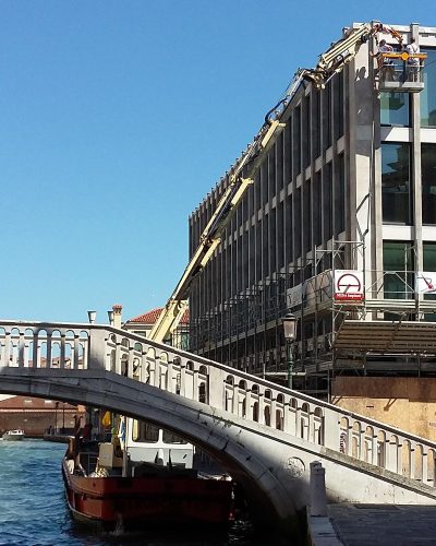 Installazione Argos con piattaforma aerea.