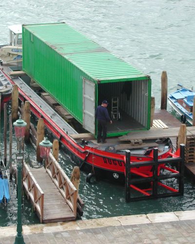 Trasloco per un hotel.