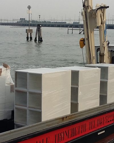 Trasporto allestimento per evento Arsenale.