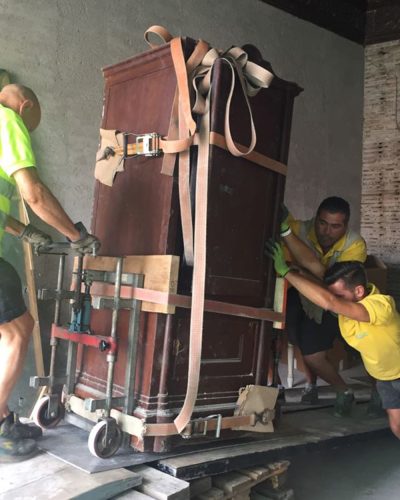 Trasporto e movimentazione cassaforte del 1600.