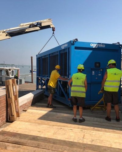 Trasporto macchinario.