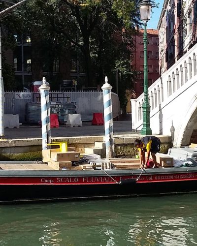 Consegne espresse a Venezia.